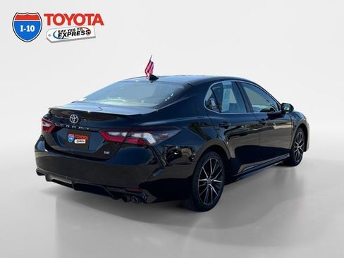 Certified 2024 Toyota Camry SE image 5