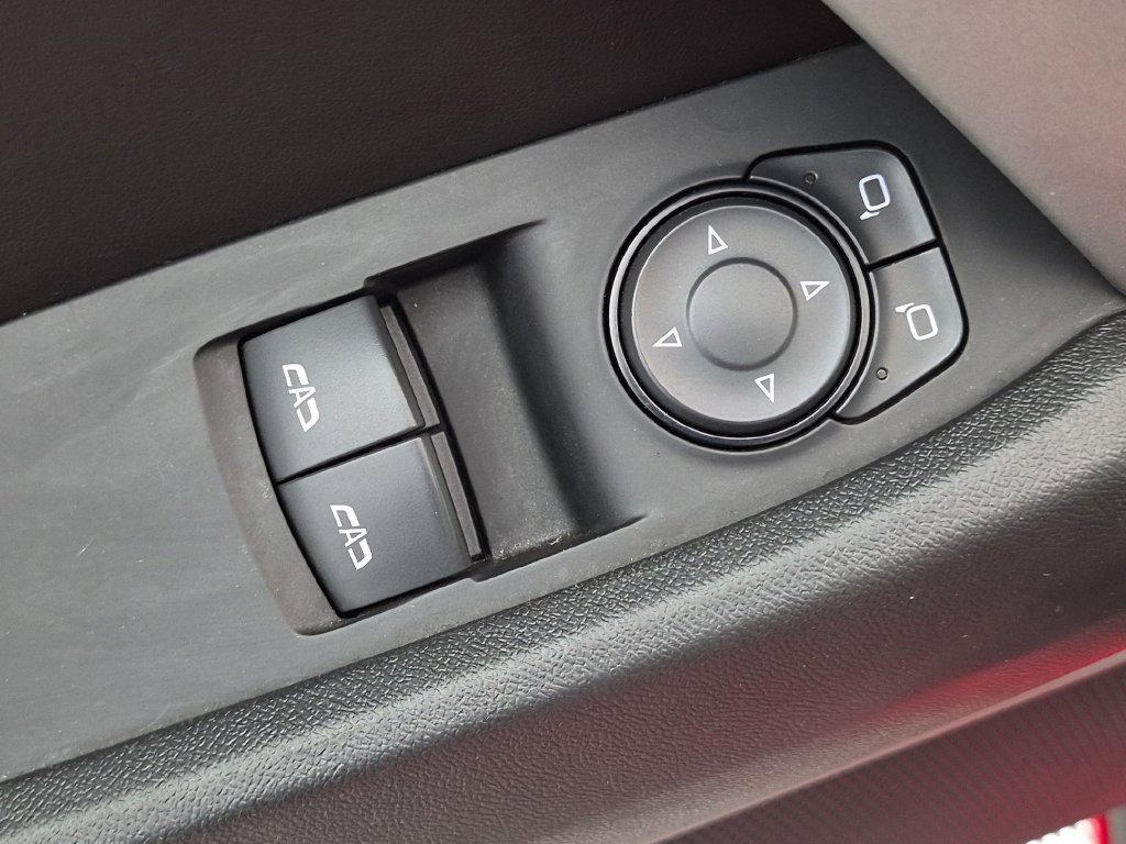 Certified 2018 Chevrolet Camaro SS RWD image 14