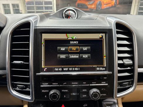 Used 2016 Porsche Cayenne image 78