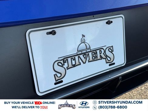 Certified 2025 Hyundai Elantra Limited w/ Cargo Package image 18