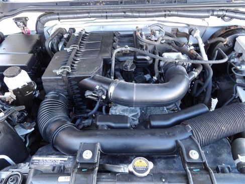 Used 2017 Nissan Frontier S image 23