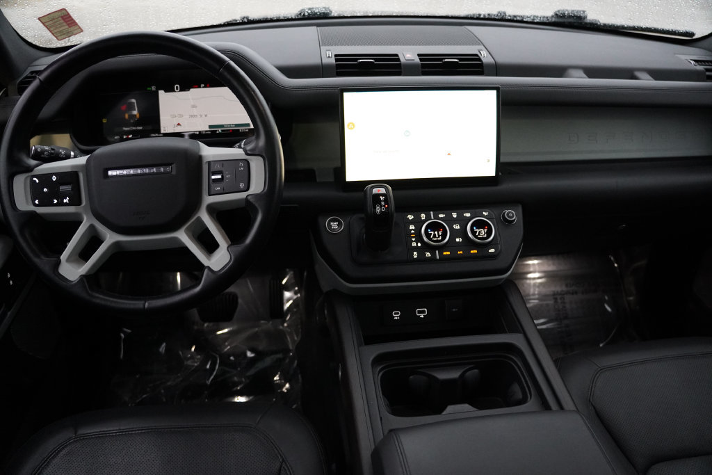 Used 2023 Land Rover Defender 130 SE AWD/4WD image 22