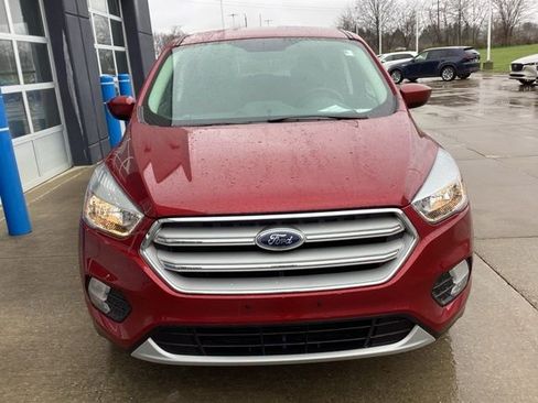 Used 2019 Ford Escape SE image 3