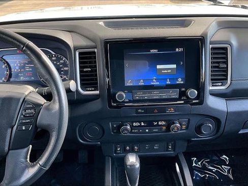 Certified 2024 Nissan Frontier SV w/ Technology Package image 7