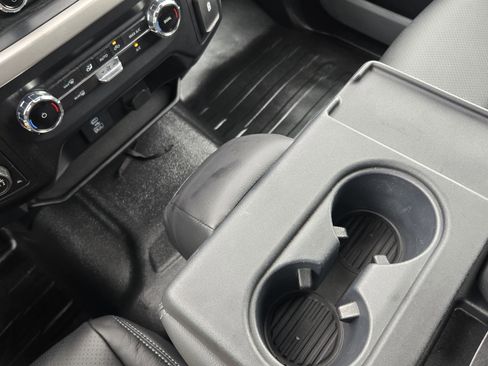 Certified 2022 Ford F150 XLT w/ Equipment Group 301A Mid image 15