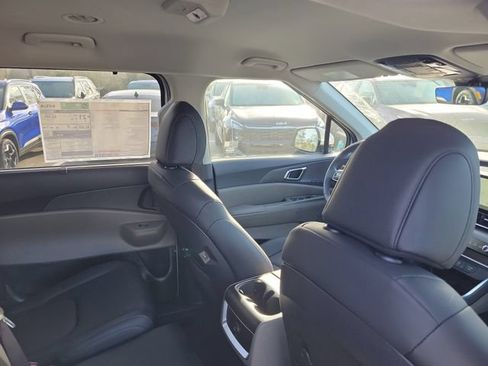 New 2026 Kia Carnival EX FWD image 30