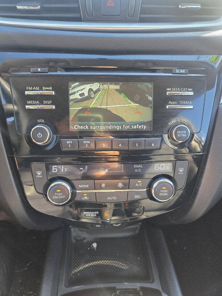 Used 2015 Nissan Rogue SV AWD/4WD image 49