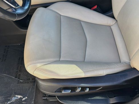 Used 2019 Cadillac XT5 Luxury FWD image 20