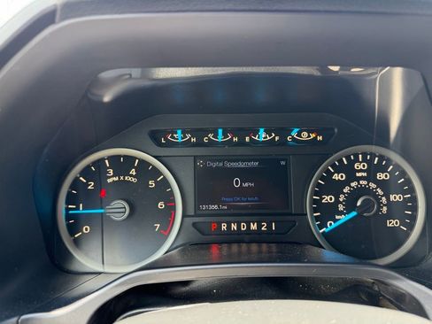 Used 2016 Ford F150 XLT w/ Equipment Group 302A Luxury AWD/4WD image 9