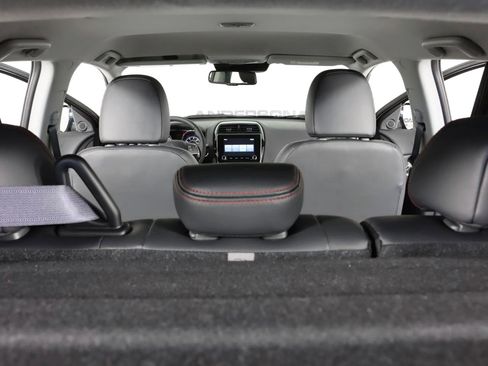 New 2024 Mitsubishi Outlander Sport SE image 8