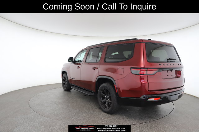 Used 2024 Jeep Wagoneer Series II AWD/4WD image 12