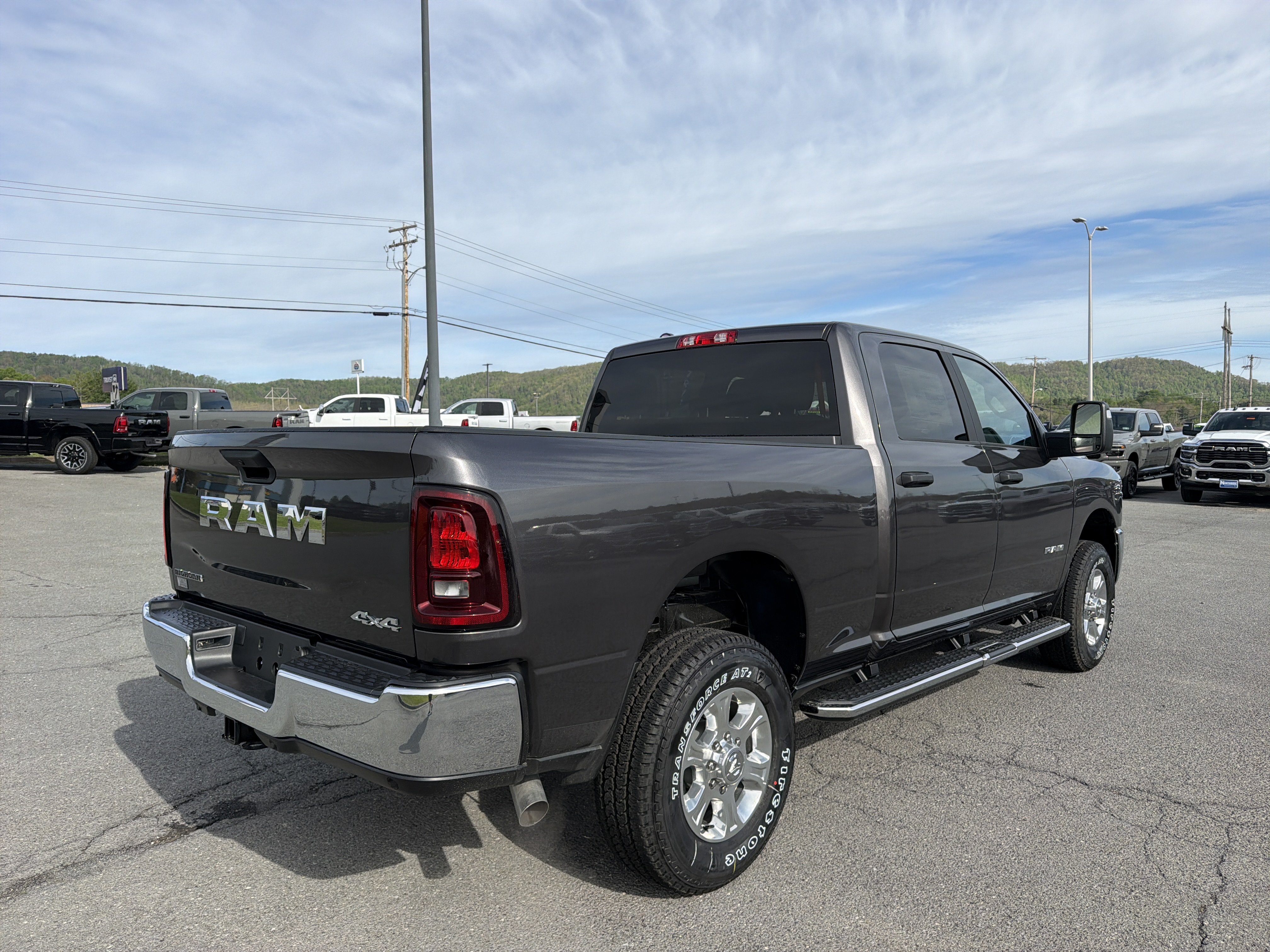 New 2026 RAM 2500 Big Horn AWD/4WD image 6
