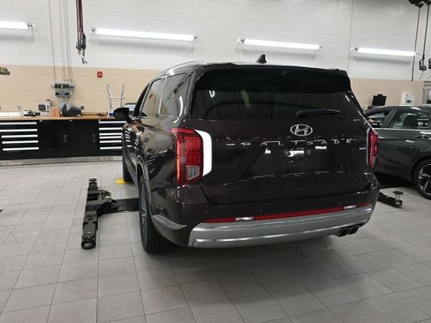Used 2024 Hyundai Palisade Calligraphy image 14