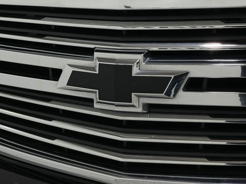Used 2017 Chevrolet Tahoe Premier AWD/4WD image 40