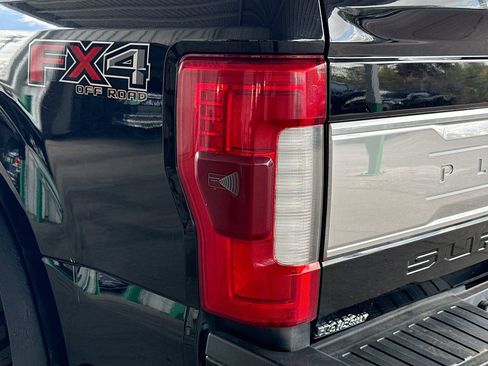 Used 2017 Ford F350 Platinum w/ Platinum Ultimate Package image 35