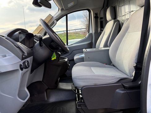 Used 2018 Ford Transit 250 148 Low Roof image 10