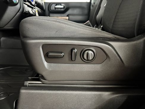 Used 2021 GMC Sierra 1500 SLE image 15