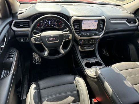 Used 2023 GMC Acadia Denali image 19