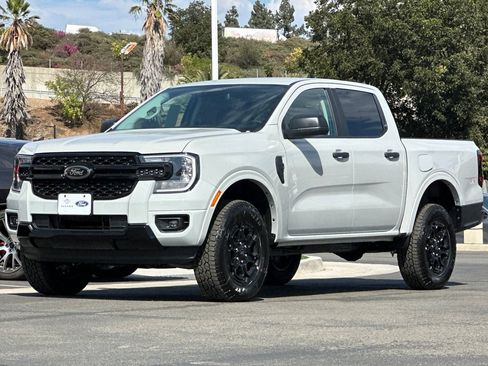 New 2026 Ford Ranger XLT w/ Black Appearance Package RWD image 7