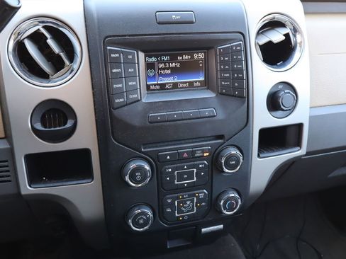 Used 2013 Ford F150 XLT w/ XLT Chrome Pkg RWD image 6