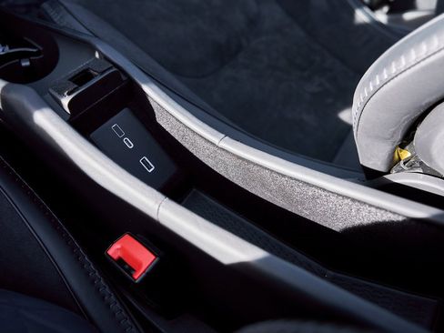 Used 2025 McLaren Artura image 66