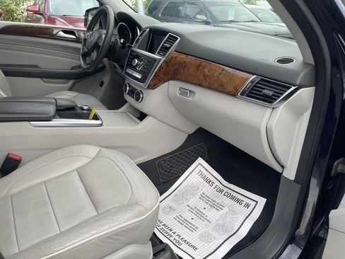 Used 2012 Mercedes-Benz ML 350 BlueTEC 4MATIC image 30
