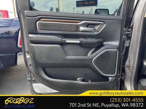 Used 2021 RAM 1500 Laramie AWD/4WD image 15