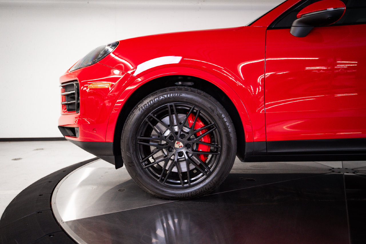 Certified 2026 Porsche Cayenne S AWD/4WD image 11