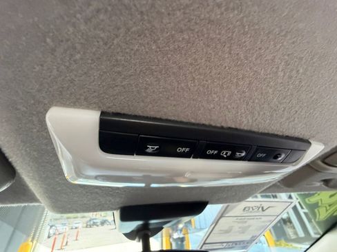 Used 2024 Nissan Kicks S image 28