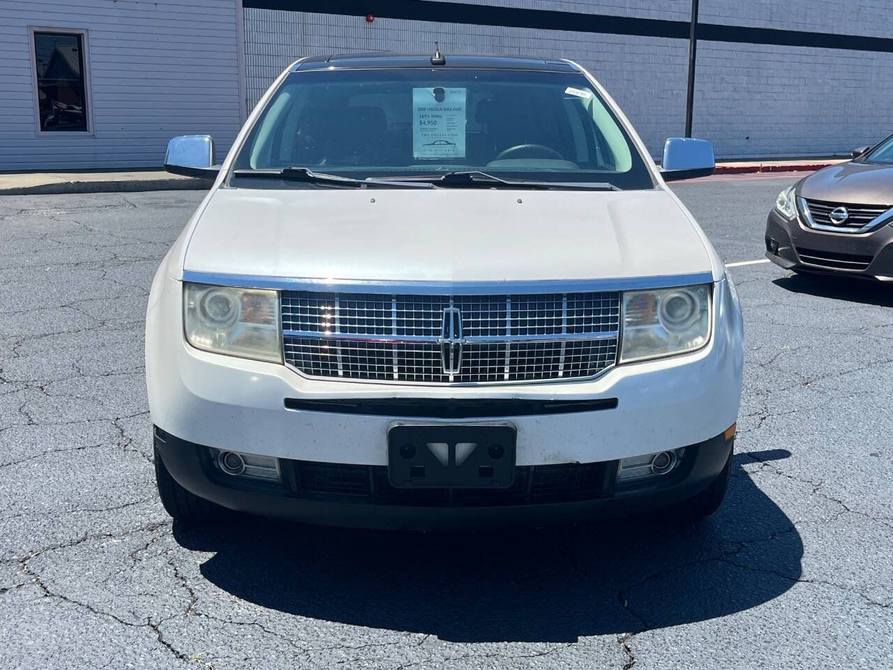 Used 2009 Lincoln MKX AWD image 3