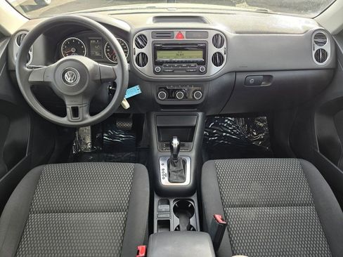 Used 2011 Volkswagen Tiguan S AWD/4WD image 19