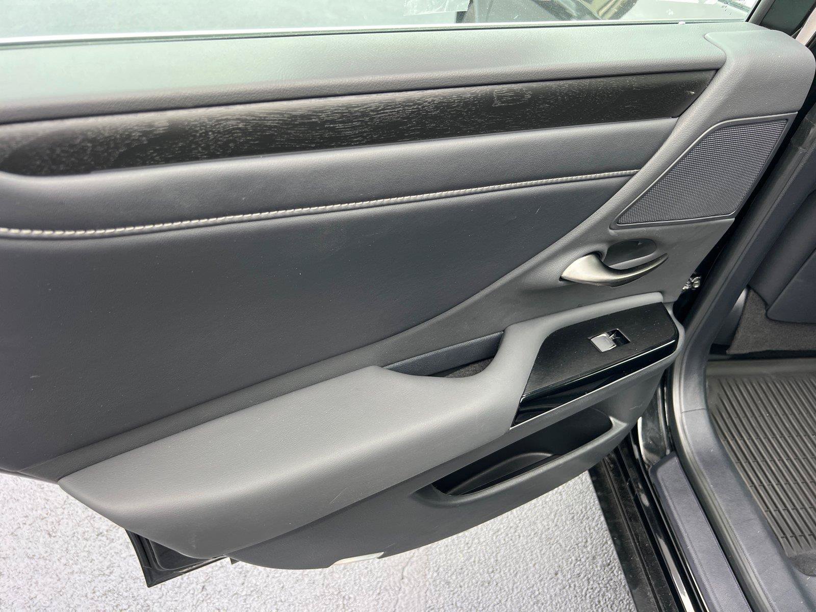 Certified 2024 Lexus ES 350 w/ Technology Package FWD image 22
