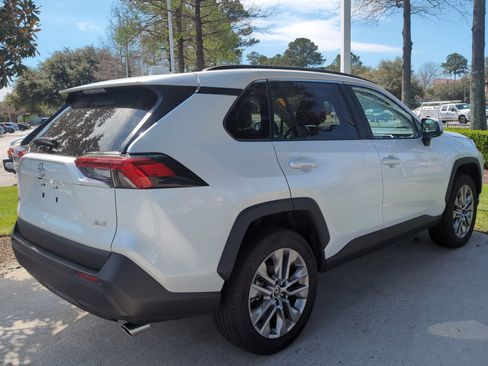 Used 2025 Toyota RAV4 XLE Premium w/ Weather Package FWD image 10