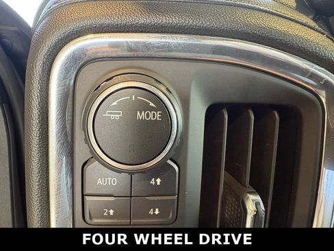 Used 2020 Chevrolet Silverado 1500 High Country AWD/4WD image 25