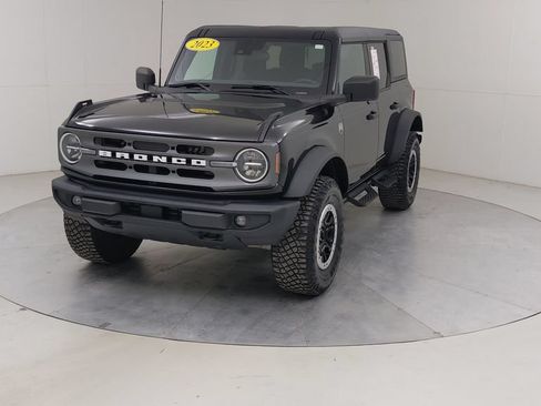 Certified 2023 Ford Bronco Big Bend w/ Sasquatch Package AWD/4WD image 8