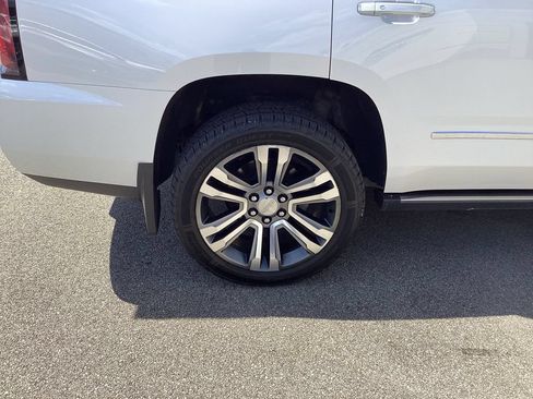 Used 2018 GMC Yukon Denali w/ Denali Ultimate Package AWD/4WD image 24