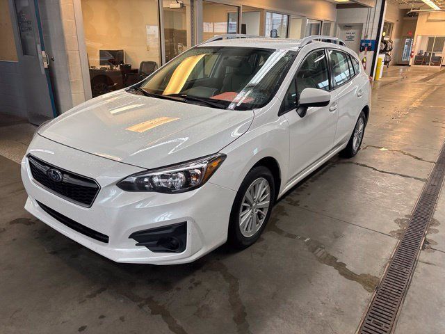 Used 2017 Subaru Impreza 2.0i Premium AWD/4WD image 1