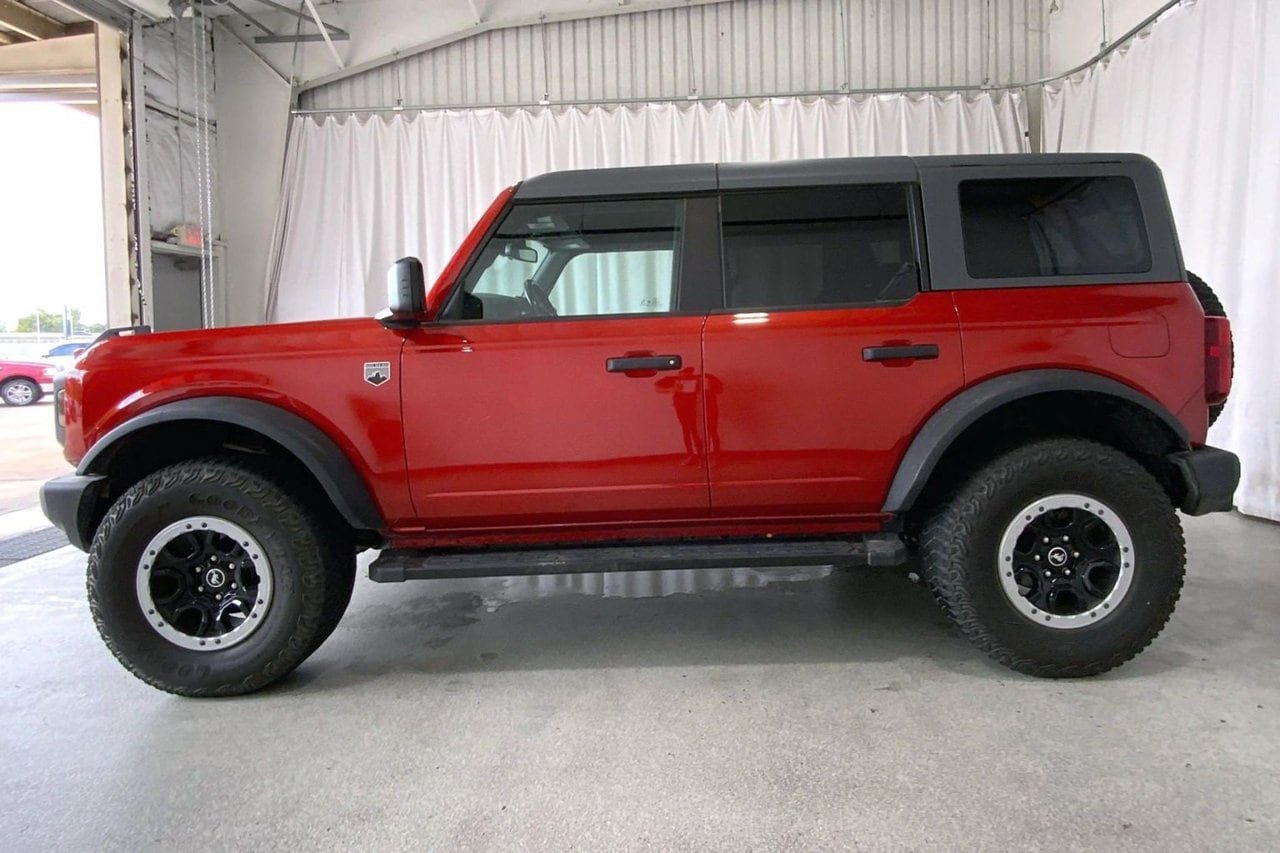 Used 2024 Ford Bronco Big Bend w/ Sasquatch Package AWD/4WD image 26