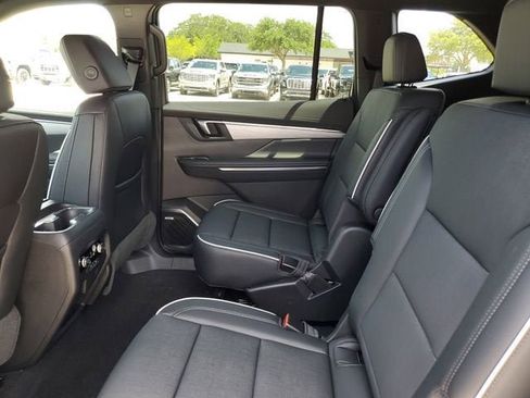 New 2026 Buick Enclave Preferred w/ Power Package FWD image 11