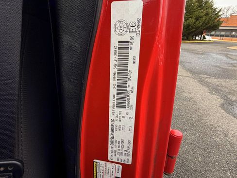 Used 2011 Jeep Wrangler Unlimited Sport w/ Dual Top Group image 28