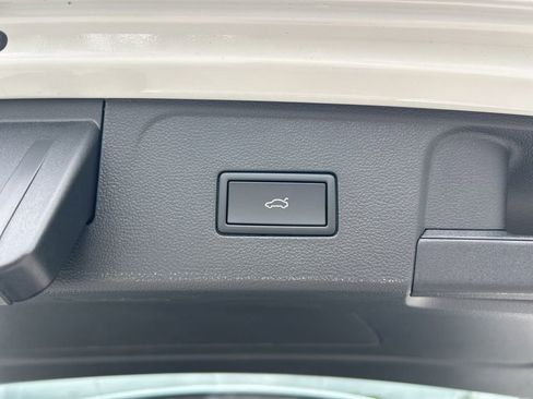 New 2025 Volkswagen Atlas SEL Premium R-Line image 49