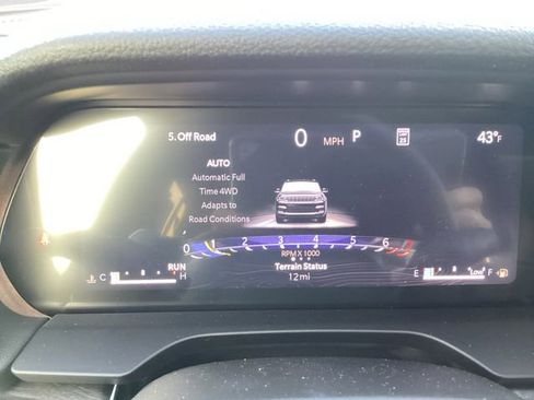 New 2026 Jeep Grand Cherokee Limited AWD/4WD image 16
