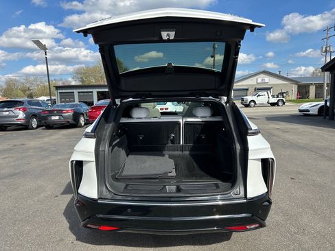 Used 2024 Cadillac Lyriq Luxury w/ LPO, Floor Liner Package image 11