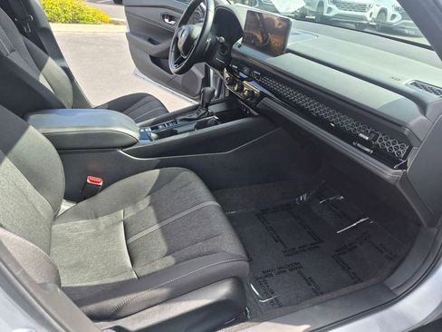 Used 2024 Honda Accord Sport image 22