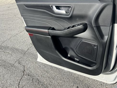 New 2025 Ford Escape ST-Line w/ Tech Pack #1 image 14