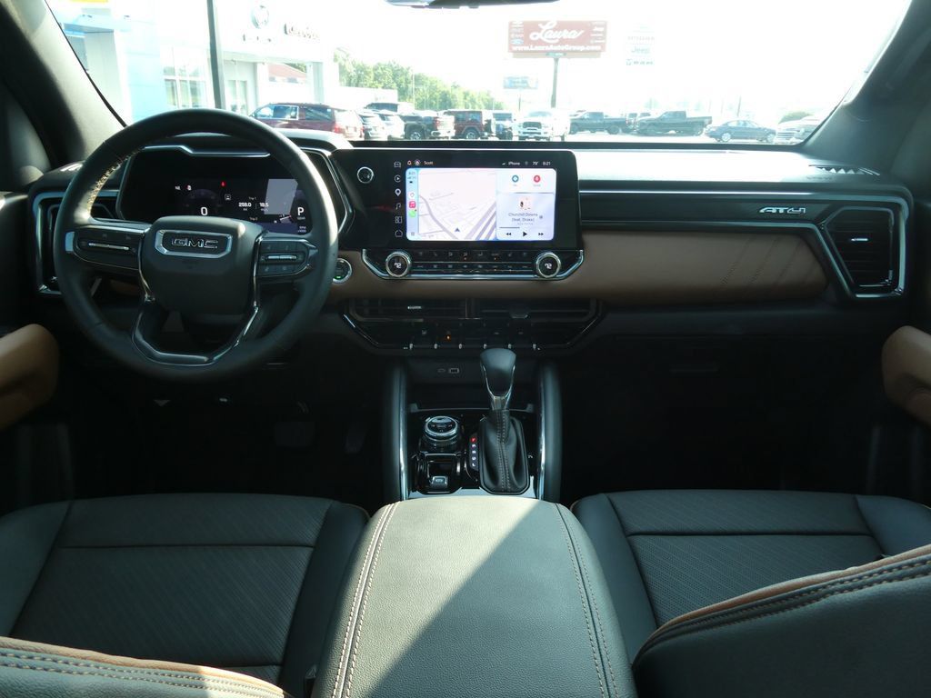 Used 2026 GMC Canyon AT4 w/ Technology Plus Package AWD/4WD image 21
