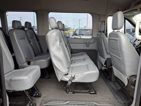 Used 2017 Ford Transit 350 XL image 10