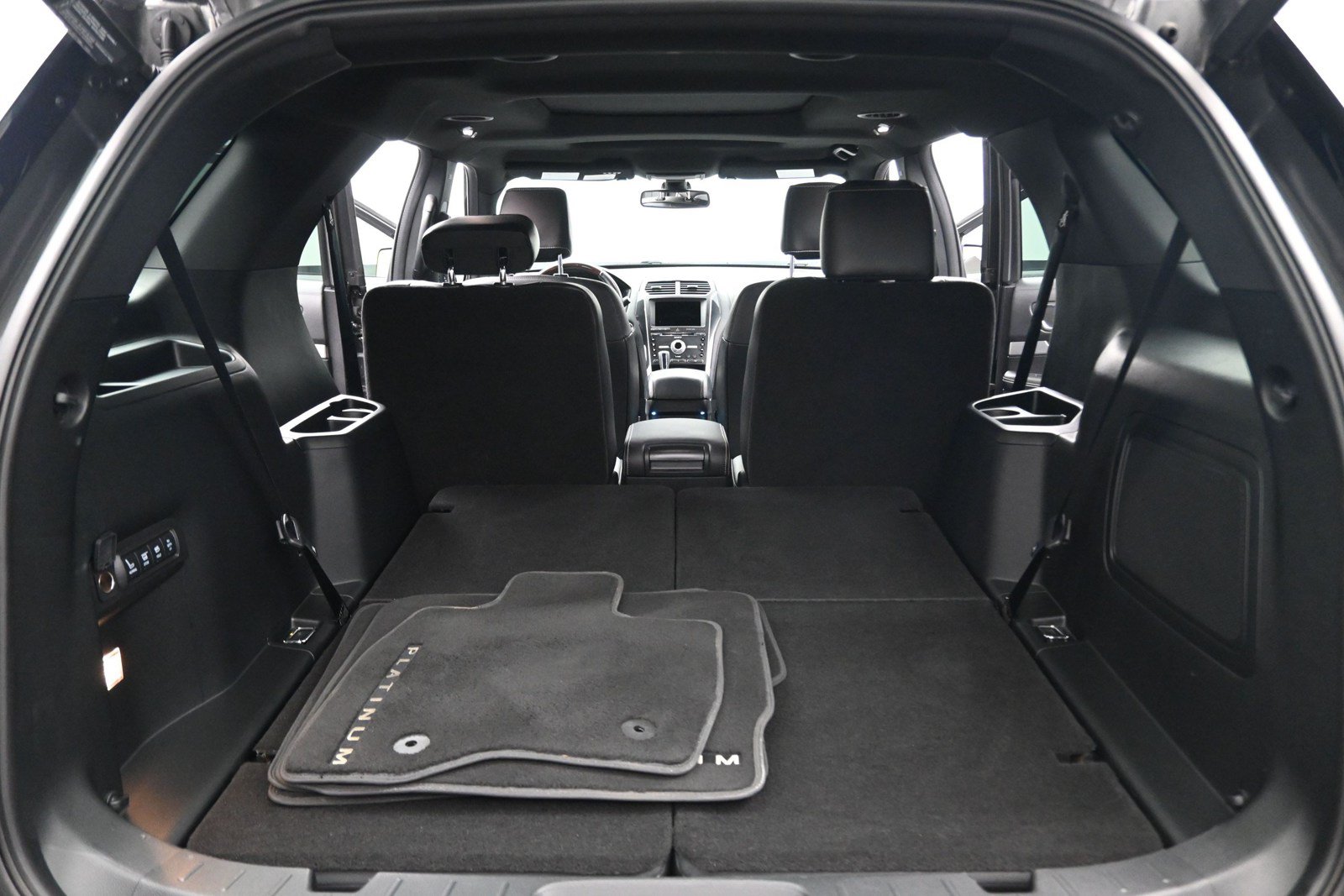 Used 2018 Ford Explorer Platinum AWD/4WD image 18