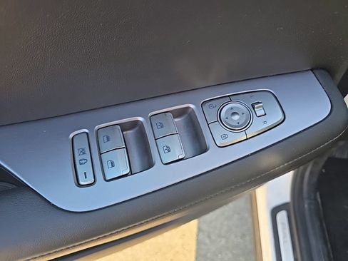 Used 2024 Hyundai Palisade Limited AWD/4WD image 13