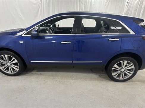 Used 2025 Cadillac XT5 Premium Luxury image 6